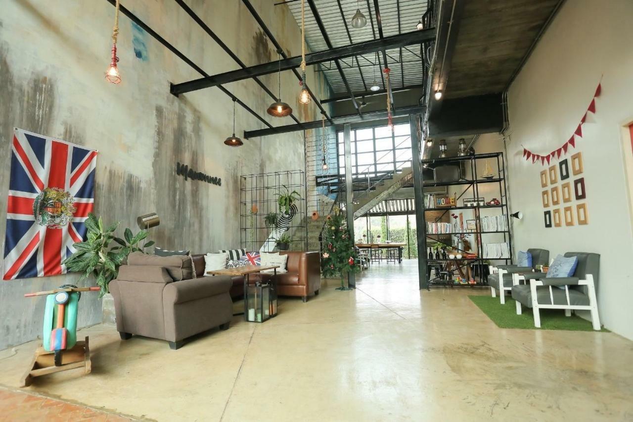 Hotel Manonnee Chiang Rai Esterno foto